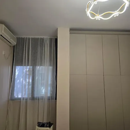 Naura's Luxury Seaside